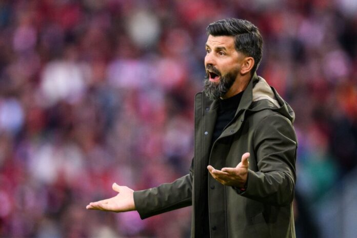 SC Freiburg - FC Schalke 04 Miron Muslic und seine Schalker verloren in Freiburg mit 1:2.