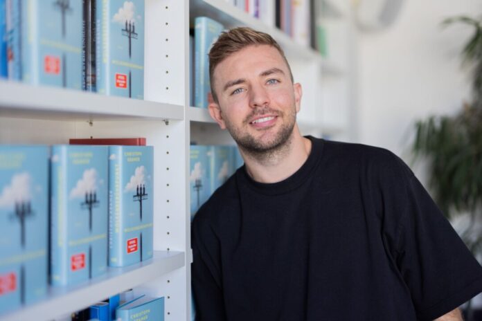 Chris Kramer schätzt seine Pokémon-Sammlung auf 400.000 Euro Fußball-Weltmeister Christoph Kramer sammelt seit 1999 kleine Monster auf Karten.