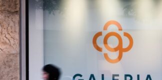 Galeria-Betriebsrat will um Arbeitsplätze kämpfen Auch der Galeria-Gesamtbetriebsrat hat viele Fragen an das Management, wie aus einem Flugblatt an die Beschäftigten hervorgeht.