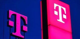 Europas Mobilfunker greifen nach Weltraum-Frequenzen Das Telekom-Logo an der Bonner Konzernzentrale - dort ist das Handynetz gut, anderswo gibt es noch Lücken. (Archivbild)