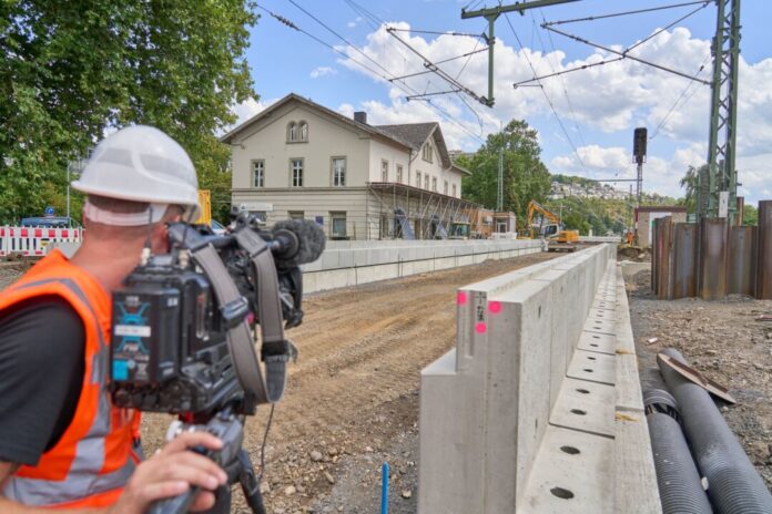 Korridorsanierung der Deutschen Bahn Die Generalsanierung der Bahnstrecke zwischen Troisdorf und Wiesbaden ist seit wenigen Wochen im vollen Gang. (Archivbild)