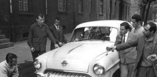 Ein Drittel aller Türken in Deutschland lebt in NRW Fast ein Drittel aller in Deutschland lebenden Türken hat seinen Wohnsitz in Nordrhein-Westfalen (Archivbild).