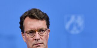 Wüst: In unserem Land ist etwas ins Wanken gekommen NRW-Ministerpräsident Wüst fordert Geschlossenheit der Christdemokraten in ihrem Handeln.