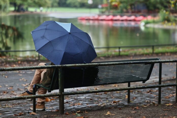 Wetter in Köln Es bleibt bewölkt und regnerisch. (Symbolbild)