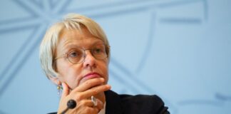Ministerin: Keine Toleranz für unterwanderte Schülerproteste Die nordrhein-westfälische Schulministerin Dorothee Feller (CDU) zeigt Grenzen für die angekündigten Proteste am Wochenende auf. (Archivbild)