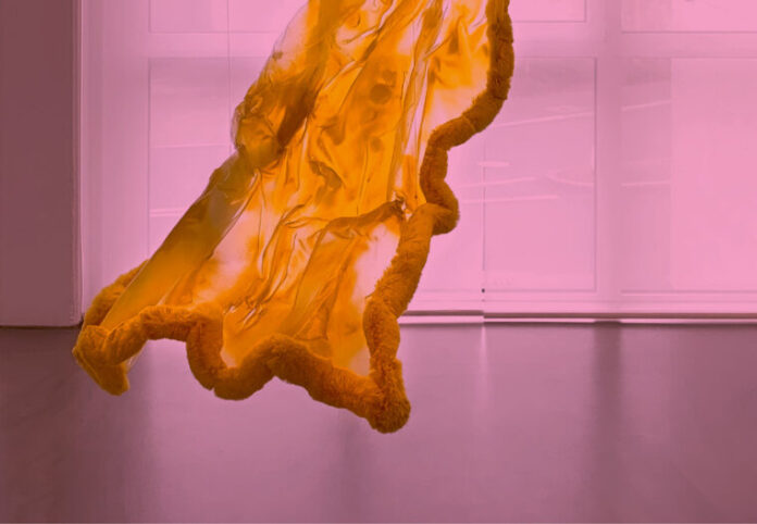 Kunstschaffende aus dem Kreis Mettmann präsentieren ihre Werke. Foto: Kreis ME Kunstschaffende aus dem Kreis Mettmann präsentieren ihre Werke. Foto: Kreis ME