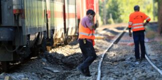 Verkehrsminister drängen auf Sanierung linker Rheinstrecke Die Verkehrsminister von NRW und Rheinland-Pfalz pochen auf die geplante Sanierung der linksrheinischen Bahnstrecke 2028