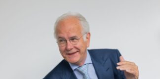 Weiße Brötchen sind für Harald Schmidt tabu Harald Schmidt gibt im Interview Ernährungstipps.