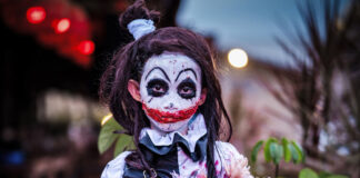 Kleine Monster, große Verwandlung: Halloween-Schminktage im Kaufhaus der Mettmanner