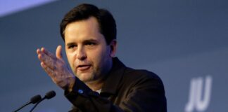 Angezählter Kanzler trifft auf selbstbewusste Parteijugend JU-Chef Johannes Winkel fordert ein Signal des Aufbruchs vom Parteinachwuchs.