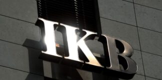 Crédit Agricole übernimmt Mittelstandsbank IKB Die 1924 gegründete IKB mit Hauptsitz in Düsseldorf ist spezialisiert auf die Finanzierung des Mittelstands. (Archivbild)