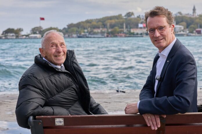 Türkeireise von Ministerpräsident Wüst Wüst hatte aus Anlass des 65. Jahrestags des Anwerbeabkommens die Türkei besucht. (Archivbild)