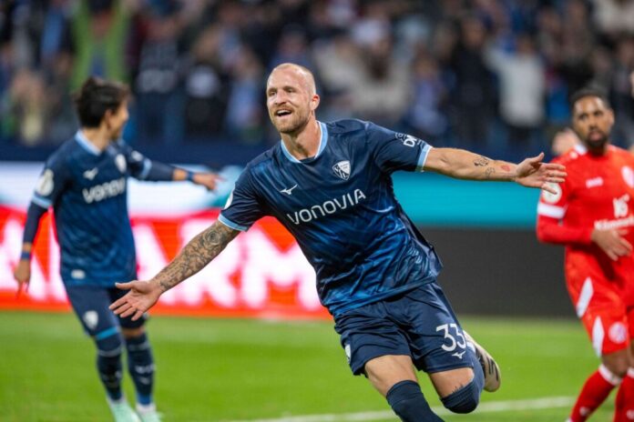 VfL Bochum - FSV Mainz 05 Kam spät und traf: der eingewechselte Philipp Hofmann.