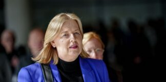 «Nicht die Kraft»: Bas gibt Ministeramt und SPD-Vorsitz auf Bärbel Bas