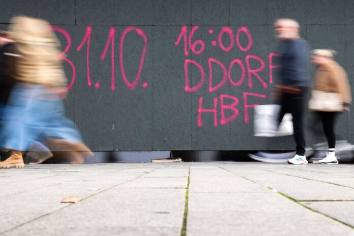 Tausende zu Gen-Z-Protesten in NRW erwartet Niemand kann abschätzen, ob es im Umfeld der «Gen-Z»-Protestkundgebungen zu Ausschreitungen kommen wird.
