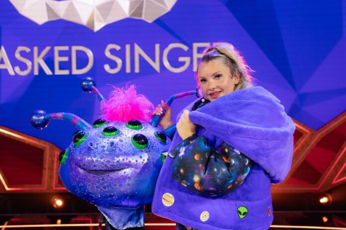 Evelyn Burdecki bei «The Masked Singer» Evelyn Burdecki lüftete ihre Maske.